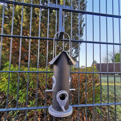 FIXIERHALTER EINDREHHALTERUNG