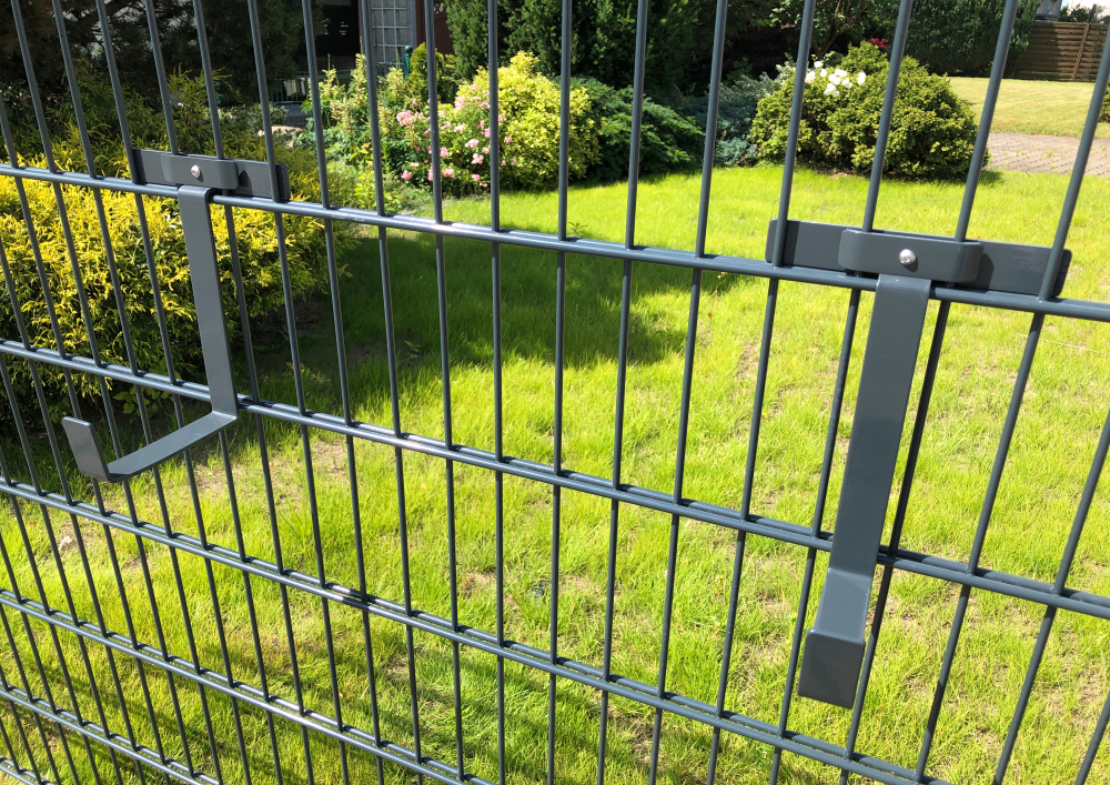 EINDREHHALTERUNG BLUMENKASTEN VON 14 - 20 cm BODENTIEFE | KONFIGURATION | PREISANGABE PRO PAAR