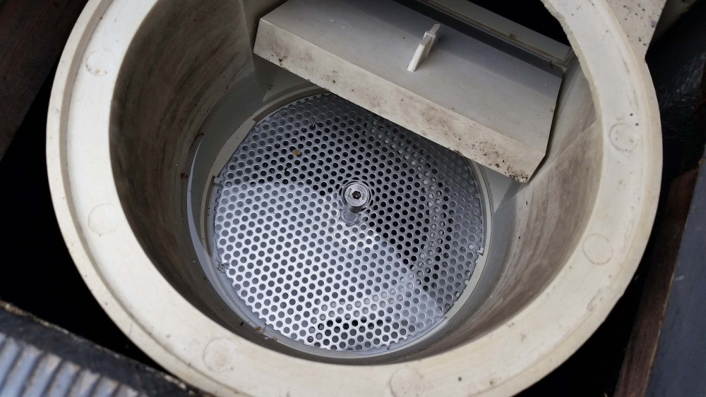 VORFILTER LOCHBLECH EDELSTAHL FÜR SKIMMERKÖRBE ab Ø 150 mm - 250 mm